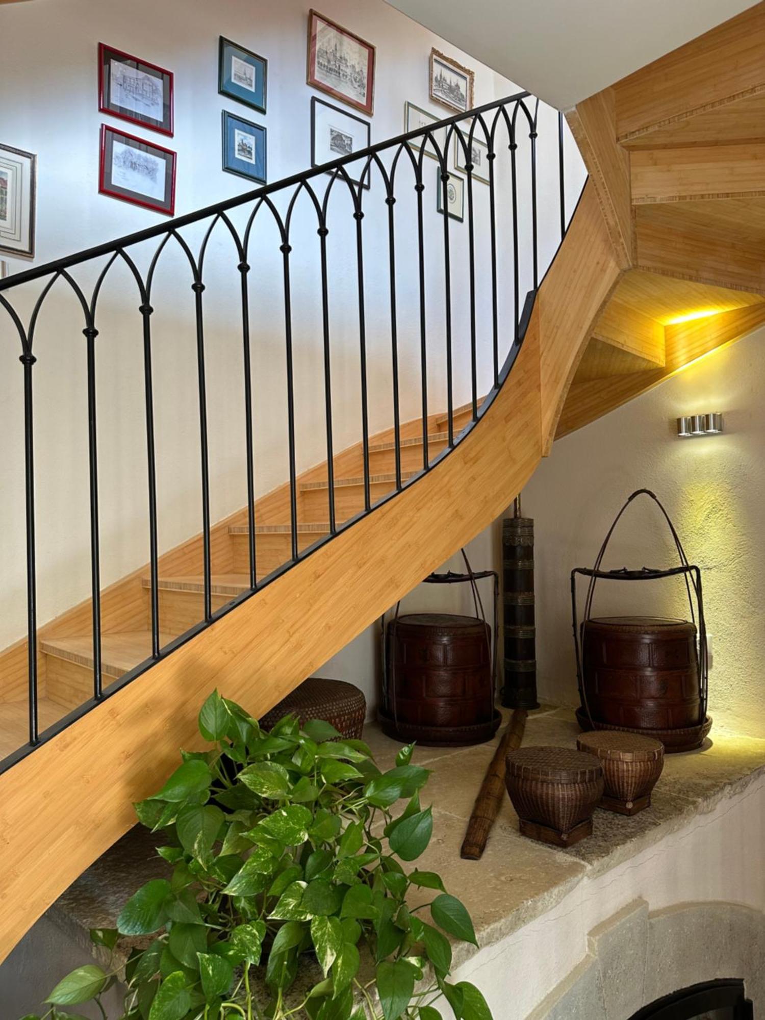 לינה וארוחת בוקר רוסטרל La Cour Carree מראה חיצוני תמונה